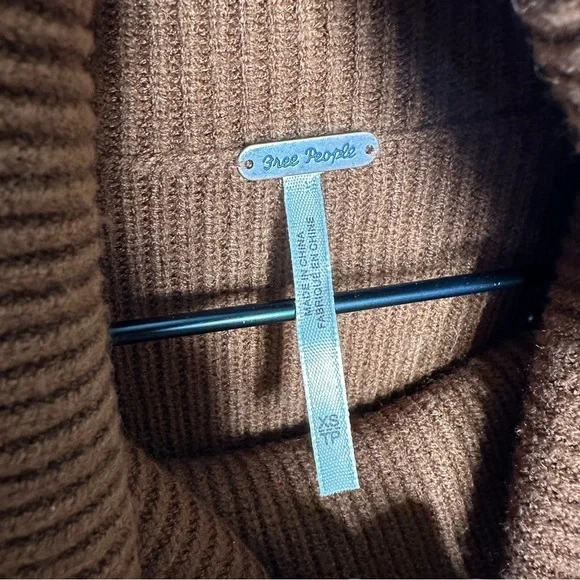 Free People Women’s Softly Structured Tunic Sweater in Tobacco Womens X-Small - Picture 5 of 9